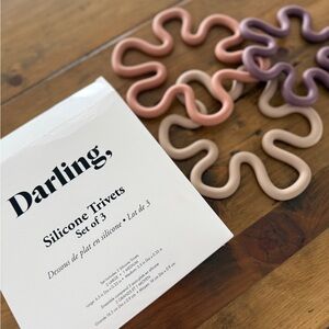 Darling Wavy Silicone Trivets - Pink, Purple, Beige